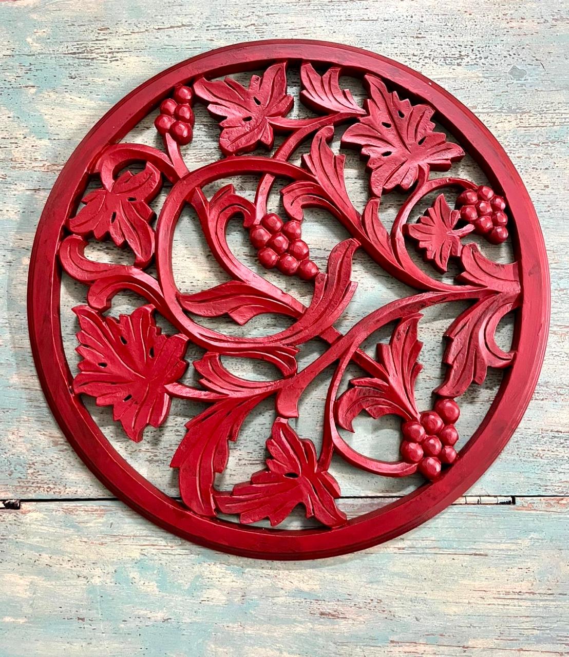 ROUND WALL DECOR