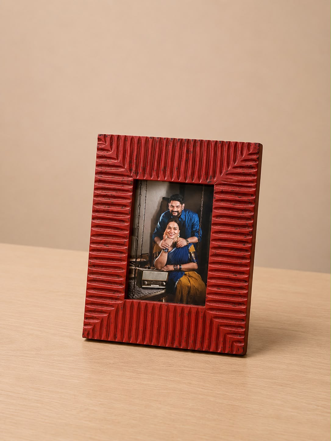 Red Textured Photo Frame