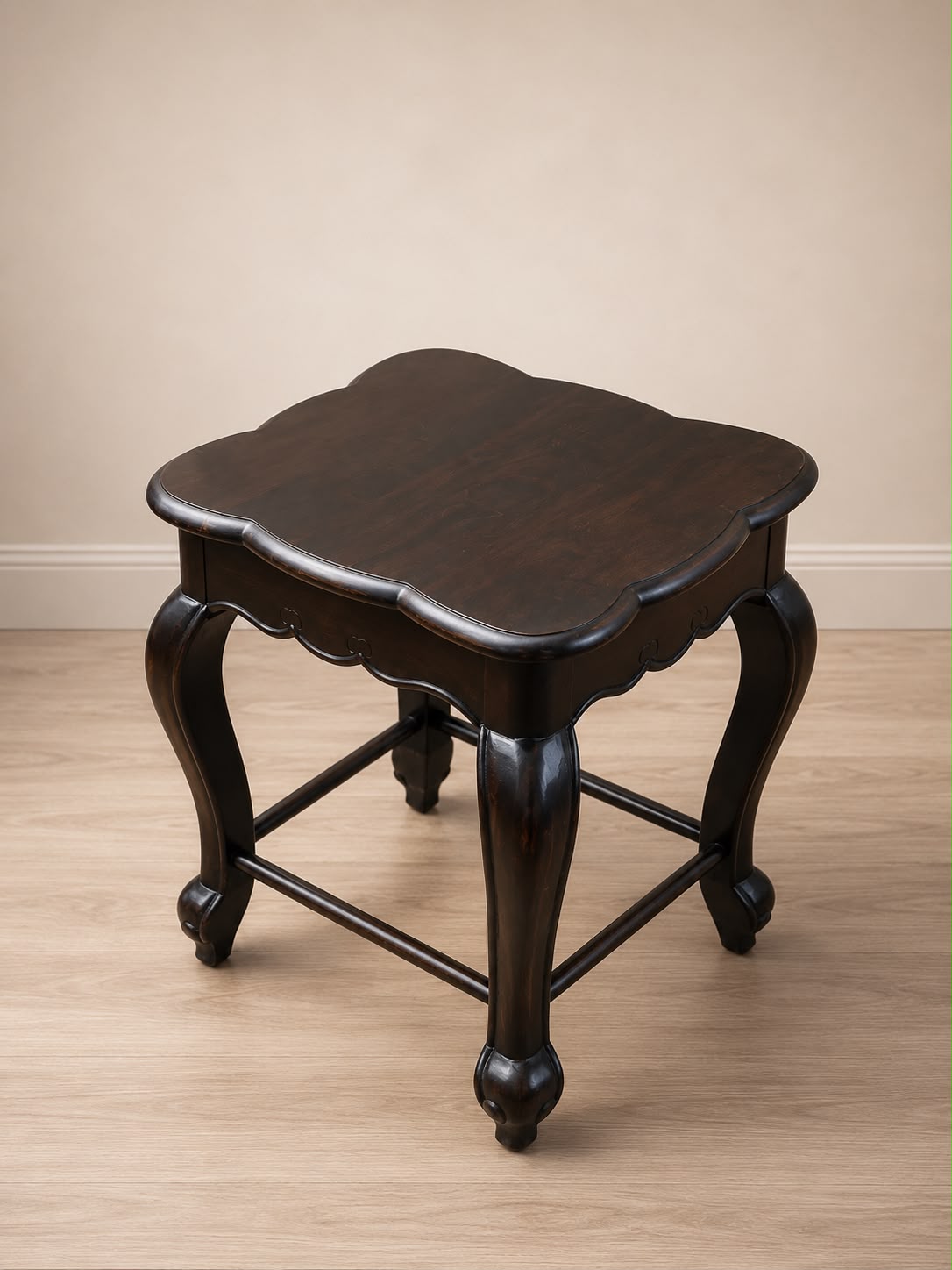 Traditional Accent Table