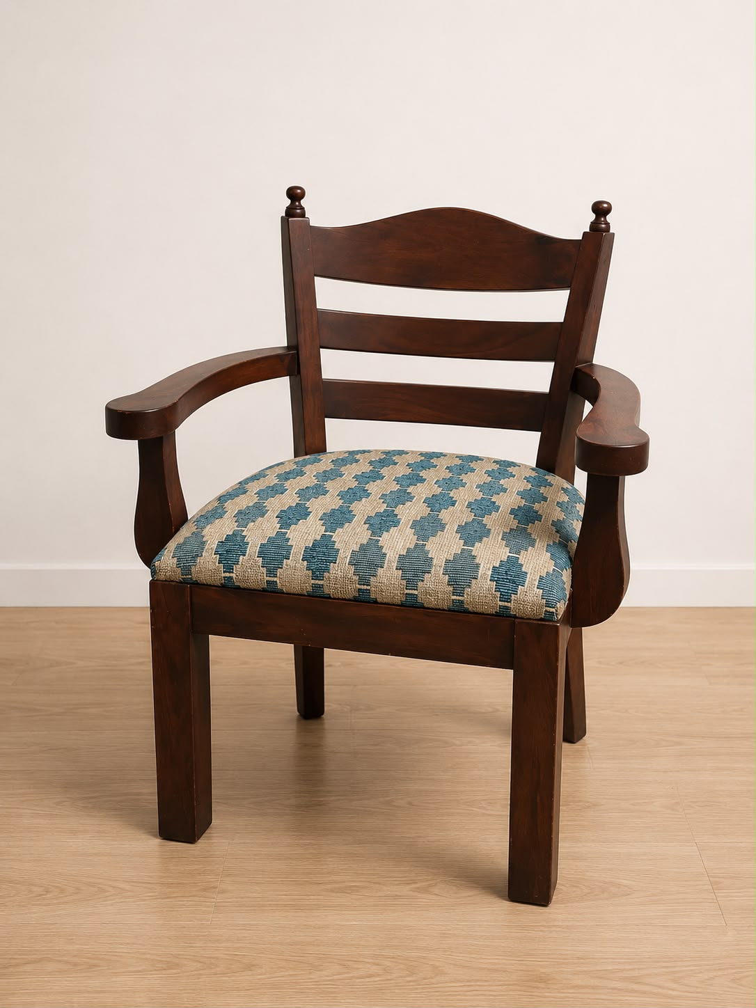 Windsor Upholstered Arm Chair