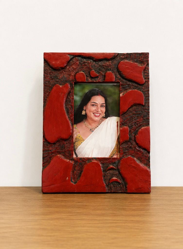 INDIVIDUAL PHOTO FRAME