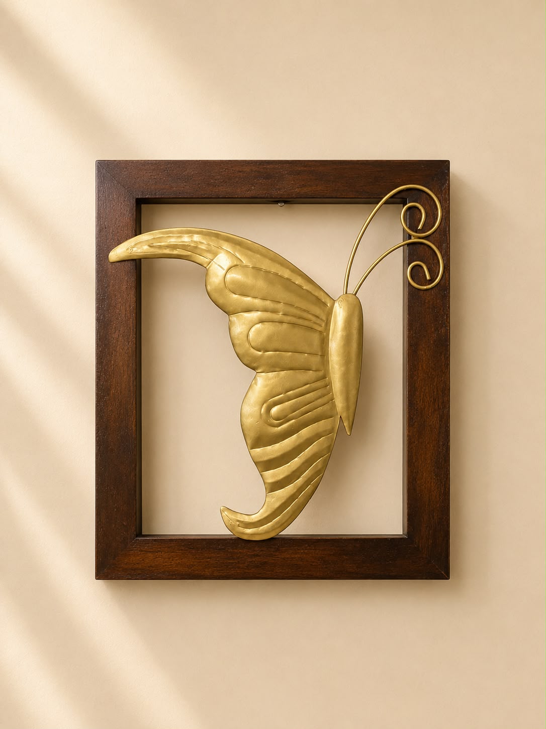 Monarch Silhouette Frame