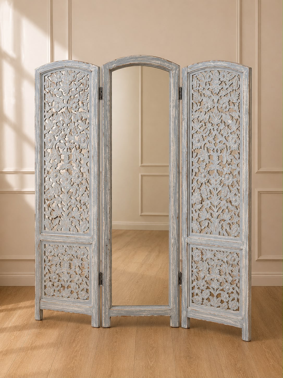 Heritage Mirror Screen