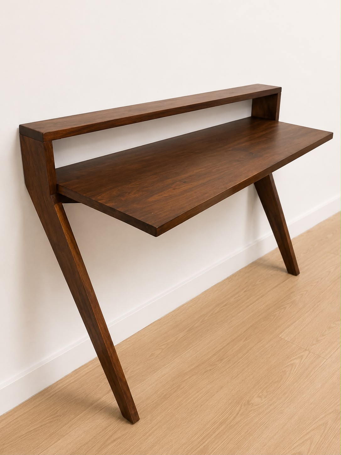 Oslo Writing Desk