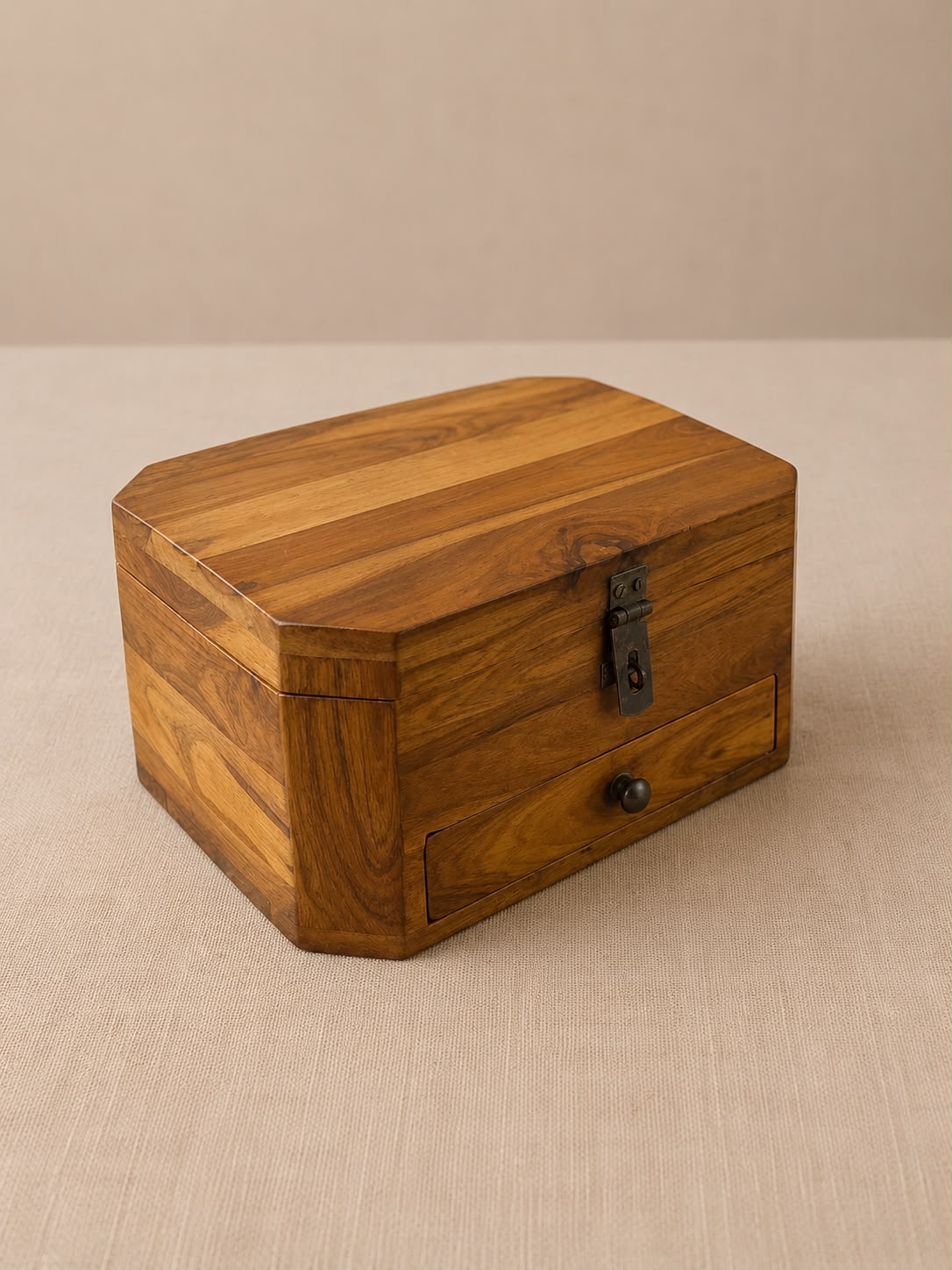 Cambridge Jewellery Box